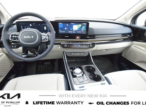 New 2025 Kia Carnival SX Prestige image 17