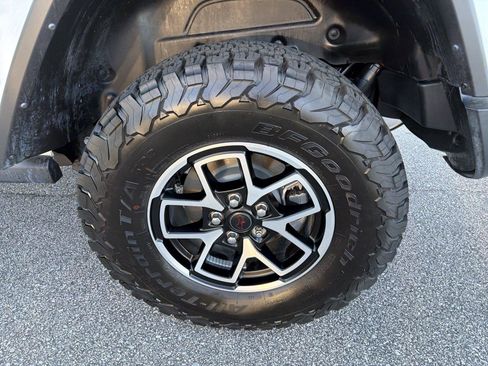 Used 2026 Jeep Wrangler Unlimited Rubicon AWD/4WD image 18