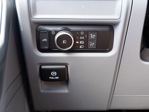 Used 2022 Ford F150 XLT w/ Equipment Group 301A Mid AWD/4WD image 9