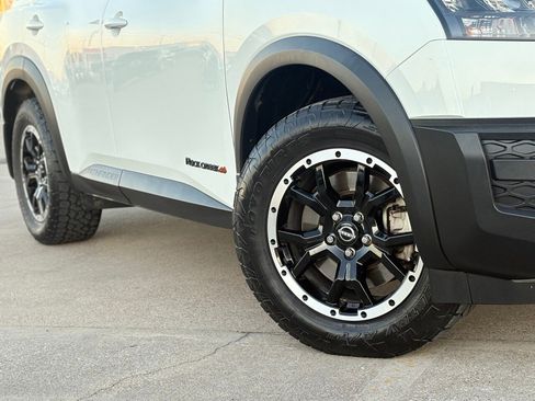 Certified 2023 Nissan Pathfinder Rock Creek image 10