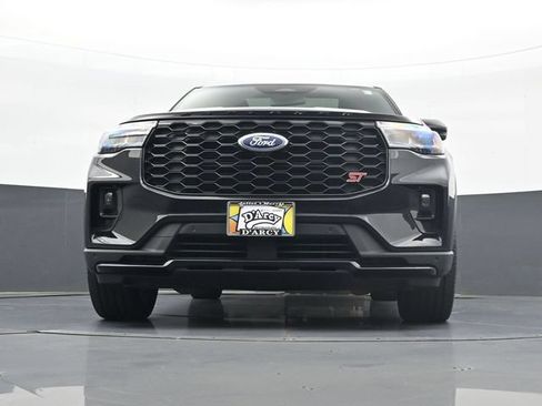 Used 2025 Ford Explorer ST AWD/4WD image 23
