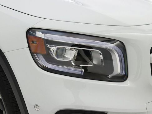 Certified 2022 Mercedes-Benz GLB 250 image 28