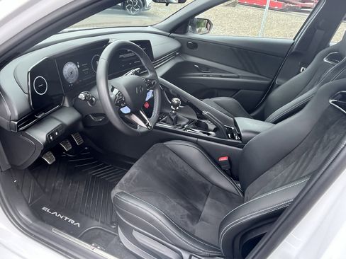 Certified 2025 Hyundai Elantra N FWD image 9