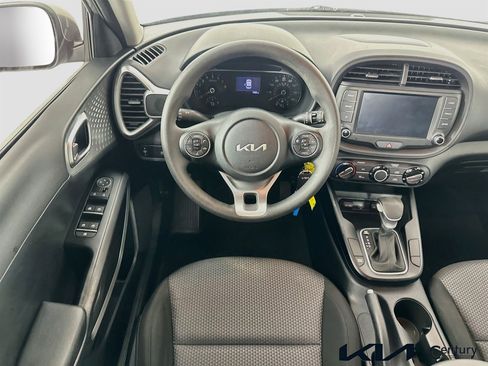 Certified 2022 Kia Soul LX FWD image 20