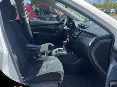Used 2014 Nissan Rogue S AWD/4WD image 14