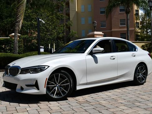 Used 2019 BMW 330i Sedan w/ Convenience Package RWD image 21