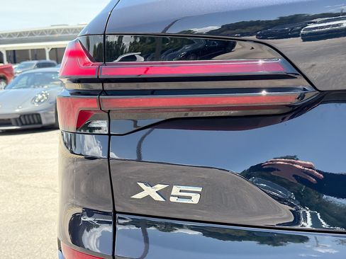 New 2026 BMW X5 xDrive50e w/ Executive Package AWD/4WD image 10
