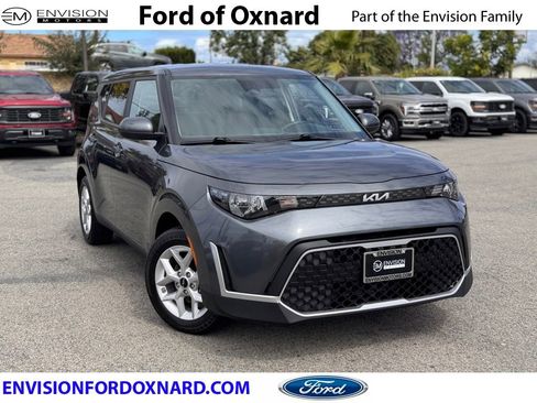 Used 2023 Kia Soul LX w/ Option Group 015 FWD image 1