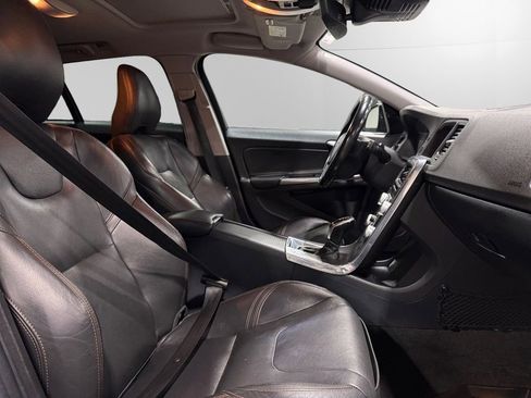 Used 2015 Volvo V60 T5 Cross Country Platinum w/ Protection Package image 14