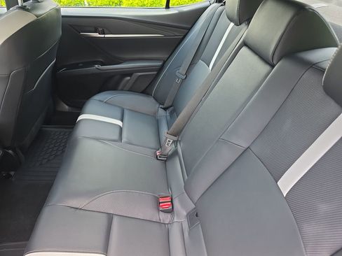 Used 2025 Toyota Camry SE w/ Convenience Package FWD image 16