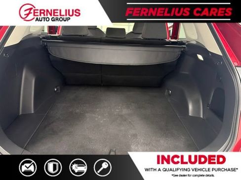 Used 2025 Toyota RAV4 XLE AWD/4WD image 20