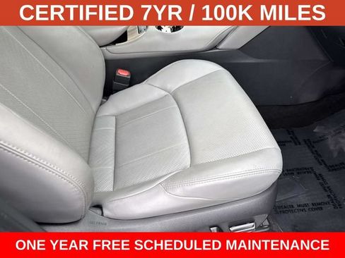 Used 2023 Toyota Venza Limited AWD/4WD image 8