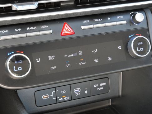 Certified 2025 Hyundai Sonata SEL image 24