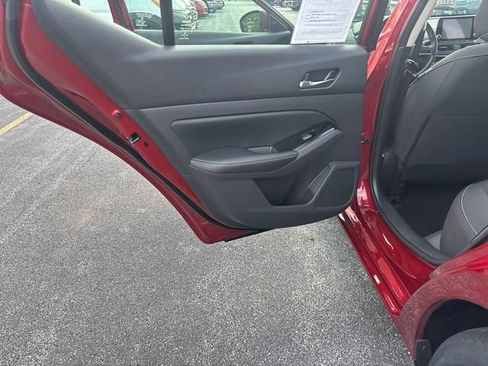 Used 2022 Nissan Altima 2.5 SV w/ SV Premium Package FWD image 14