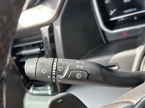 Used 2022 GMC Sierra 1500 AT4 w/ AT4 Preferred Package image 28