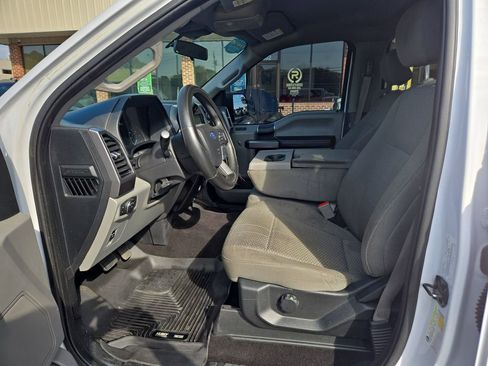 Used 2019 Ford F150 XLT image 10