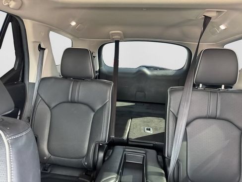 Used 2025 Honda Pilot Elite image 21