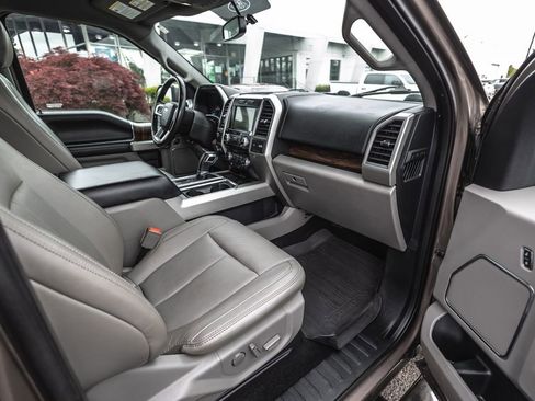 Used 2018 Ford F150 Lariat w/ Equipment Group 501A Mid AWD/4WD image 27