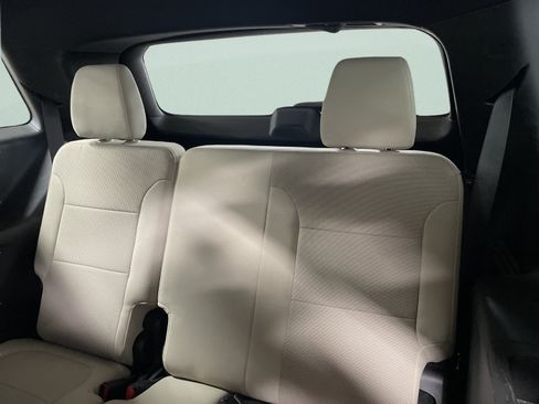 Used 2023 Chevrolet Traverse LS w/ LPO, Floor Liner Package AWD/4WD image 12