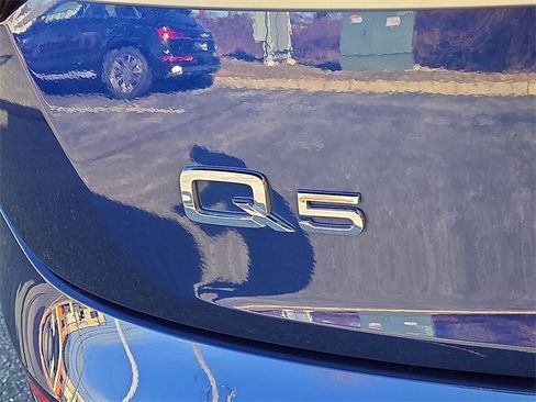 Certified 2024 Audi Q5 2.0T Premium Plus w/ Premium Plus Package image 31