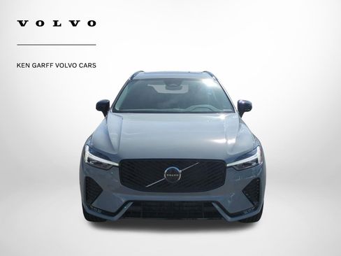 New 2026 Volvo XC60 B5 Plus w/ Climate Package AWD/4WD image 9