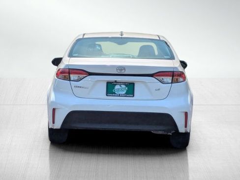 Used 2024 Toyota Corolla LE FWD image 5