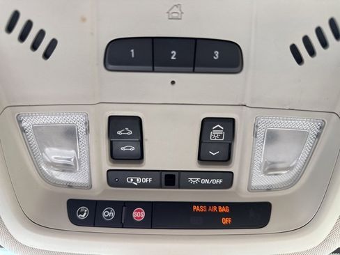 Used 2018 GMC Terrain Denali w/ Advanced Safety Package image 24