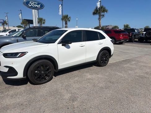 Used 2024 Honda HR-V Sport image 2