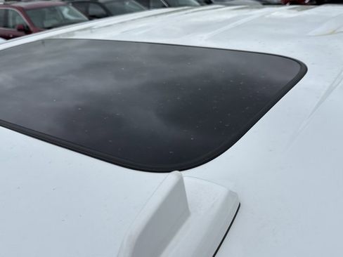 New 2026 GMC Sierra 1500 AT4X w/ LPO, Black Badging Package AWD/4WD image 16