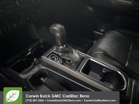 Used 2019 Toyota Tacoma TRD Off-Road image 14