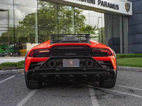 Used 2023 Lamborghini Huracan Sterrato image 20