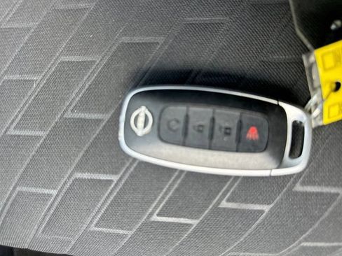 Used 2024 Nissan Kicks SV FWD image 29