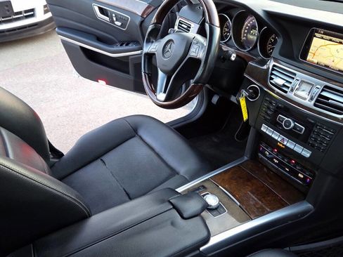 Used 2014 Mercedes-Benz E 350 4MATIC Sedan image 45