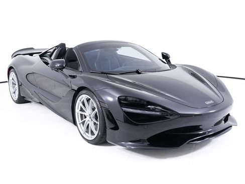 Used 2026 McLaren 750S Spider RWD image 10