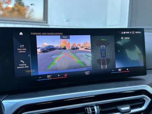 Used 2023 BMW 330i Sedan w/ Driving Assistance Package image 40