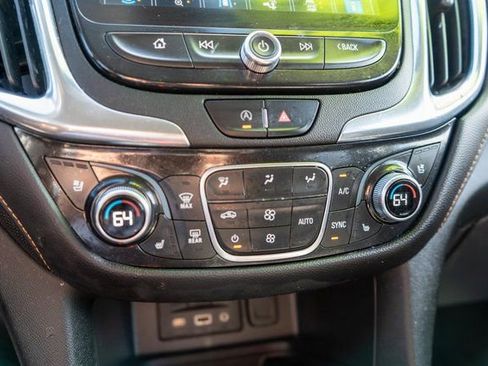 Used 2022 Chevrolet Equinox Premier image 27