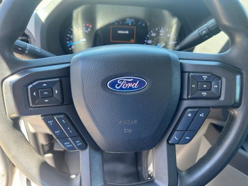 Used 2022 Ford E-350 and Econoline 350 Super Duty RWD image 11
