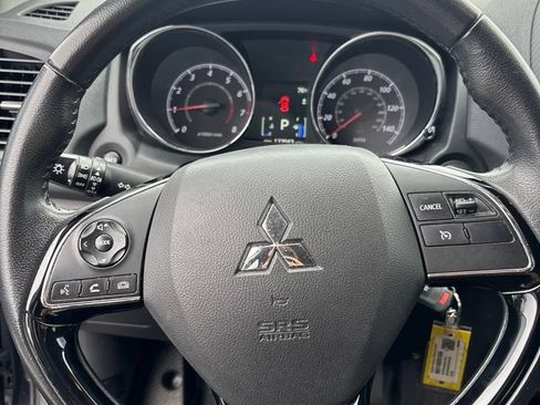 Used 2017 Mitsubishi Outlander Sport ES AWD/4WD image 30