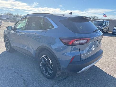 Used 2025 Ford Escape Platinum image 5
