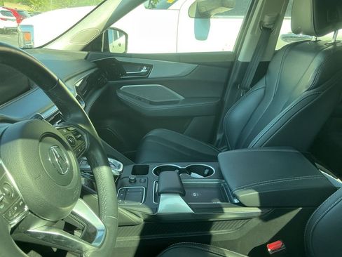 Used 2023 Acura MDX SH-AWD w/ Technology Package image 6