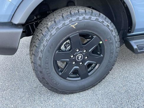 New 2025 Ford Bronco Outer Banks image 7