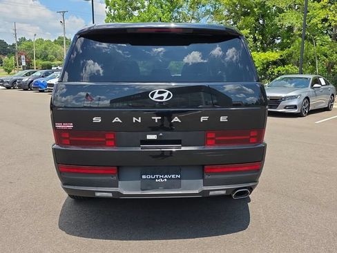 Used 2024 Hyundai Santa Fe SE FWD image 4