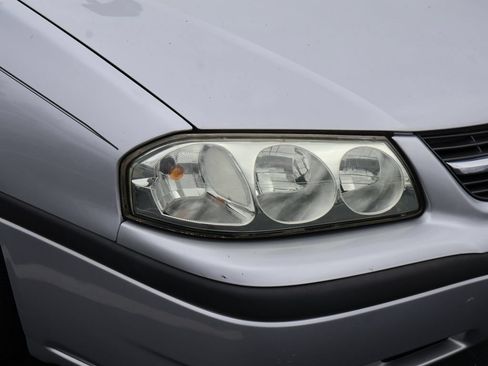 Used 2003 Chevrolet Impala FWD image 6