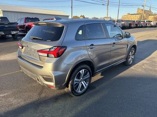 Used 2025 Mitsubishi Outlander Sport SE video 3