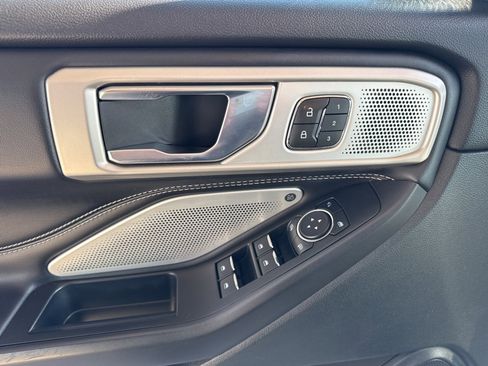 Certified 2020 Ford Explorer ST w/ Premium Technology Package image 26