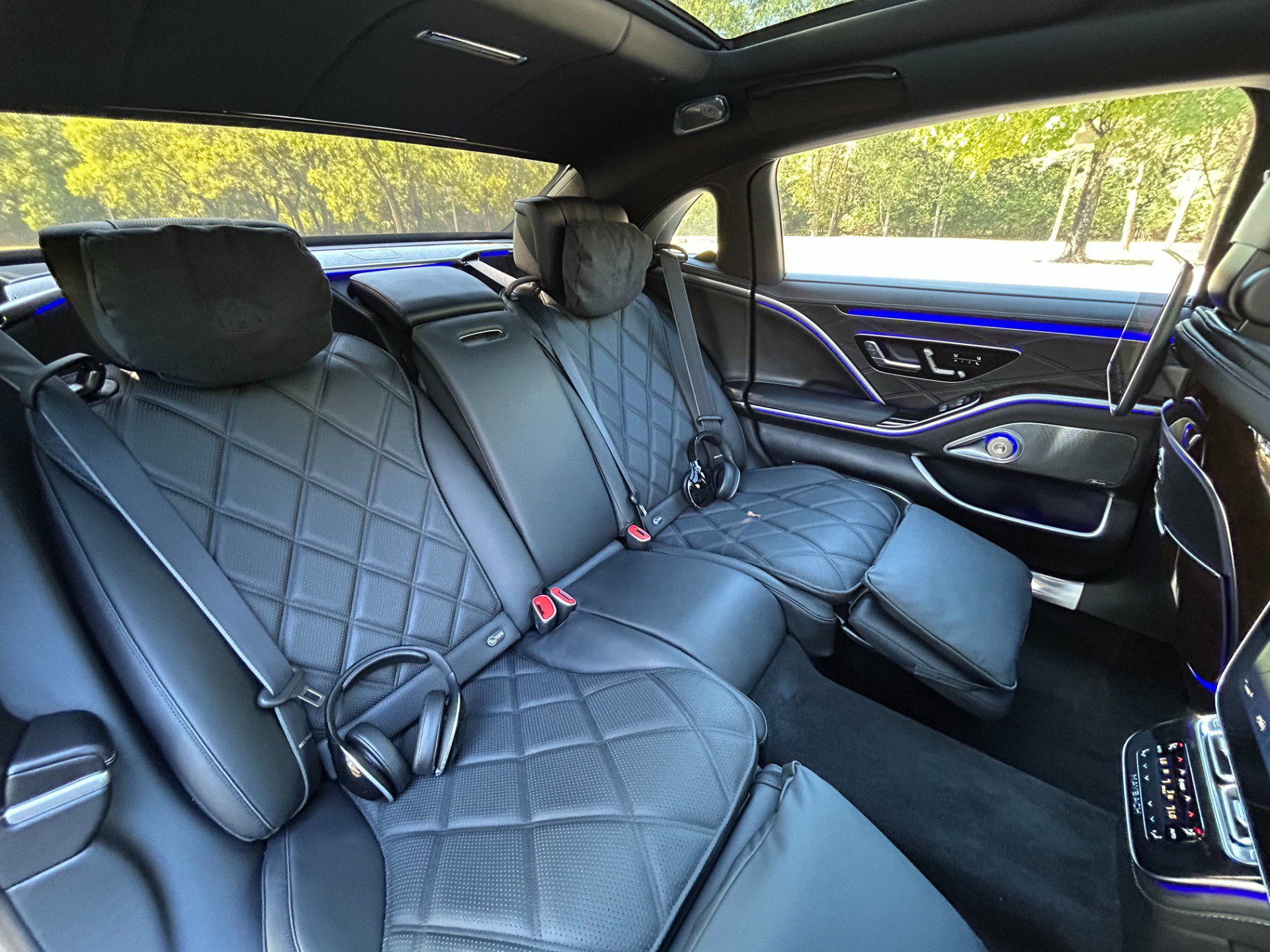Used 2026 Mercedes-Benz Maybach S 580 4MATIC image 28