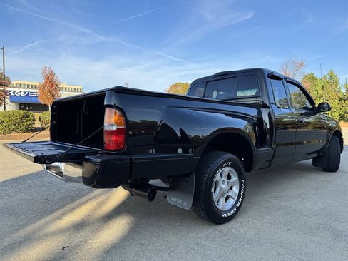 Used 2000 Toyota Tacoma 2WD Xtracab image 39