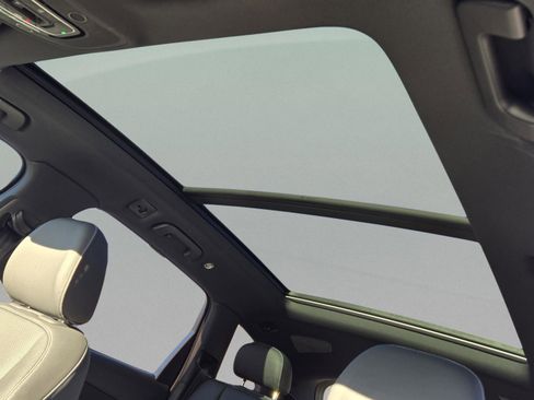 Used 2025 Audi Q7 3.0T Premium Plus w/ Premium Plus Package image 12