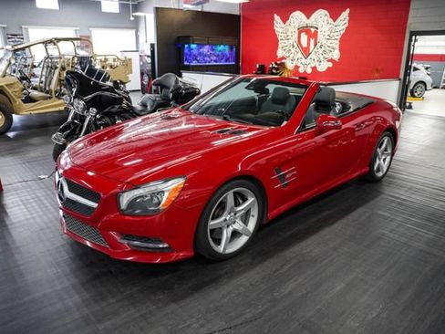 Used 2015 Mercedes-Benz SL 400 image 2