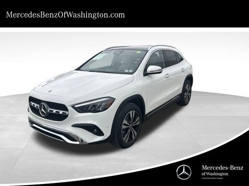 New 2026 Mercedes-Benz GLA 250 4MATIC image 1